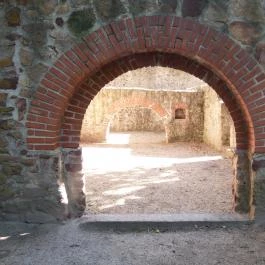 Pálos Kolostorrom, Salföld - 