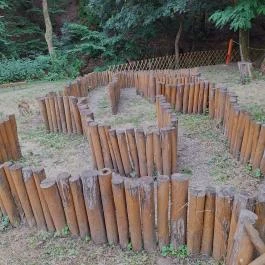 Pálos tanösvény, Pálosvörösmart - Egyéb