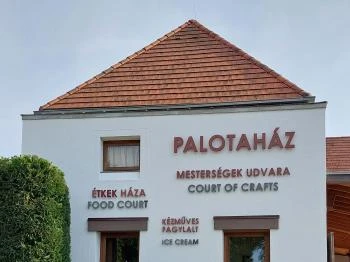 Palotaház - Mesterségek Udvara Visegrád
