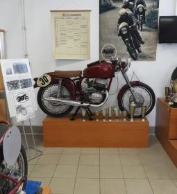 Pannonia Motorkerékpár Múzeum 