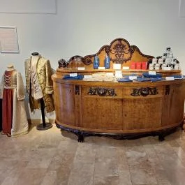 Esterházy-kastély Pápa - Egyéb