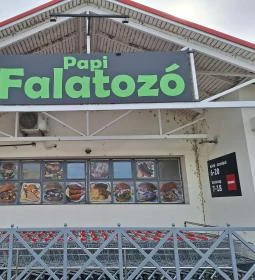 Papi Falatozó