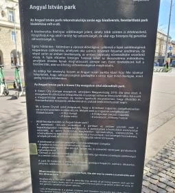 Papírrepülő szobor