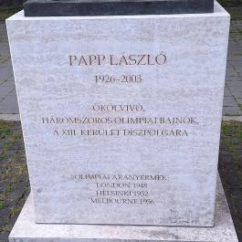Papp László szobor - Papp László tér, Budapest - Egyéb