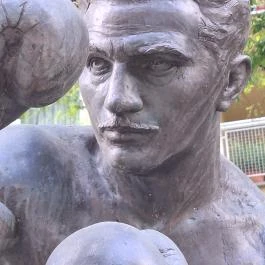 Papp László szobor - Papp László tér, Budapest - Egyéb