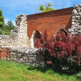Papsokai templomrom, Balatonfüred - Külső kép