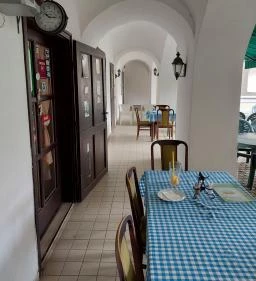 Párizsi Udvar Étterem