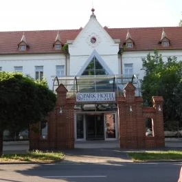 Park Hotel Pelikán, Szombathely - Külső kép