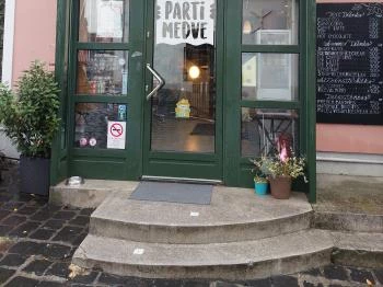 Parti Medve kávézó Szentendre