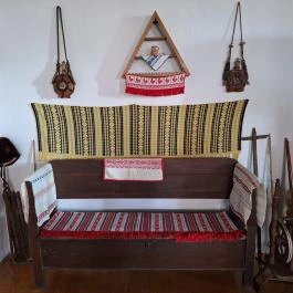 Paszabi Szőttes Népművészeti Ház Paszab - Egyéb