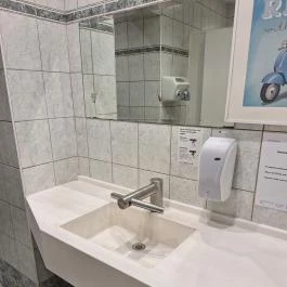 Pataki Cukrászda, Érd - Mosdó