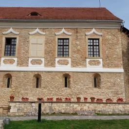 Pécsváradi Vár Pécsvárad - Külső kép