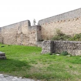 Pécsváradi Vár Pécsvárad - Külső kép