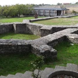 Pécsváradi Vár Pécsvárad - Külső kép