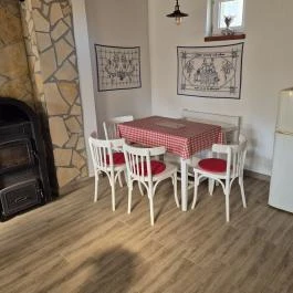 Peki Vendégház Kám - Belső