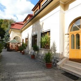 Péliföldszentkereszt Szalézi Rendház Bajót - Külső kép