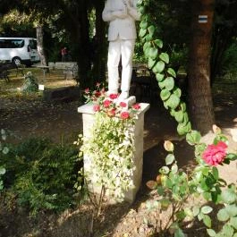 Péliföldszentkereszt Szalézi Rendház Bajót - Egyéb