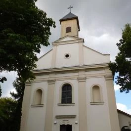 Péliföldszentkereszt Szalézi Rendház Bajót - Külső kép