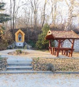 Péliföldszentkereszt Szalézi Rendház