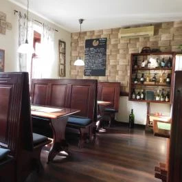 Peppino Pizzéria Tapolca - Belső