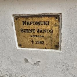 Pesthidegkút-Ófalu Sarlós Boldogasszony templom Budapest - Külső kép
