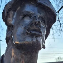 Pesti srácok szobor Maglód - Egyéb