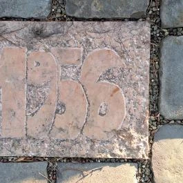 Pesti srácok szobor Maglód - Egyéb