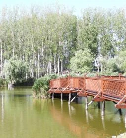 Péteri Horgásztó & Pihenőpark