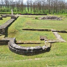 Pétermonostora, Bugac - Külső kép