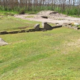 Pétermonostora, Bugac - Külső kép