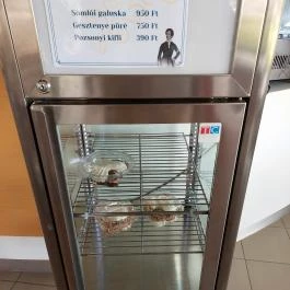 Petőfi Kávézó Lakitelek - Étel/ital