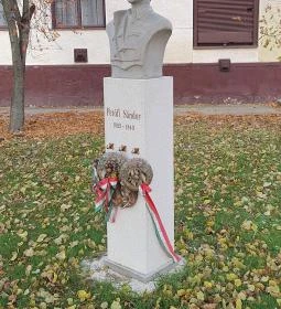 150. legjobb látnivaló: Petőfi Sándor