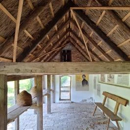 Petőfi Sándor Emlékméhes, Kölesd - Borjád - Belső