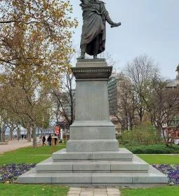 Petőfi Sándor szobra