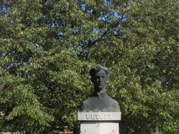 Petőfi-szobor Tordas