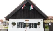 Petőfi Szülőház és Emlékmúzeum Kiskőrös - Külső kép