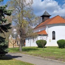 Petőfiszállás - Pálosszentkút kegyhely Petőfiszállás - Külső kép