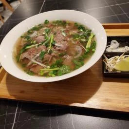 Pho 'n Go Budapest - Étel/ital