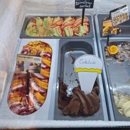 Piazza di Francesco Kávéház-Cukrászda, Budapest - Étel/ital