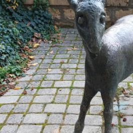 Pihenő asszony kecskével Törökbálint - Egyéb