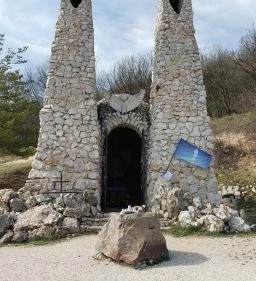 Pilisi Boldogasszony-kápolna