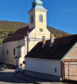 Pilisszántói Páduai Szent Antal-templom