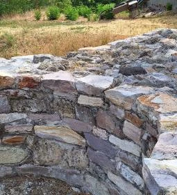 Bencés kolostor romjai