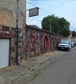 Bencés kolostor romjai