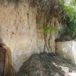 Pincesor Nyúl - Külső kép