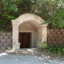 Pincesor Nyúl - Külső kép