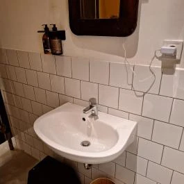 Pingrumba Budapest - Mosdó