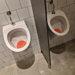 Pingrumba Budapest - Mosdó