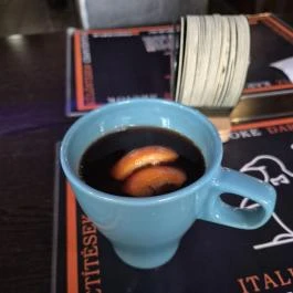 Pingvin Pub, Budapest - Étel/ital