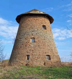 387. legjobb látnivaló: Piroska-féle szélmalom